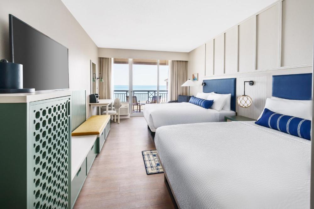 Queen Room with Two Queen Beds - Non-Smoking interior